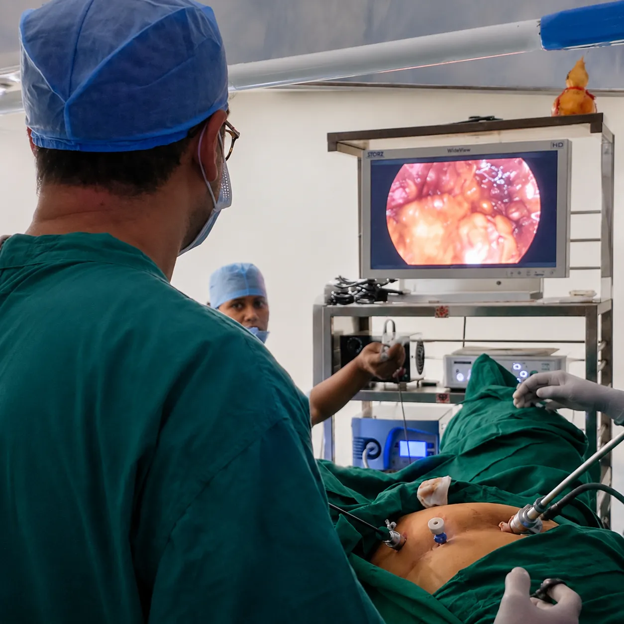 Dr ankesh sahetya laporscopic surgeon in andheri west